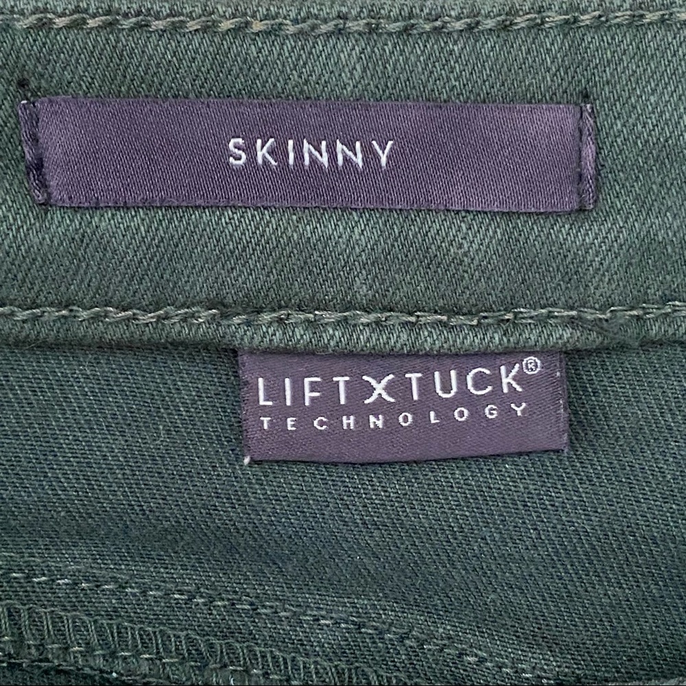💥2 x HOST PICK💥 NYDJ for Chico’s Green Flawless Contour Skinny Ankle Jeans - Picture 6 of 16